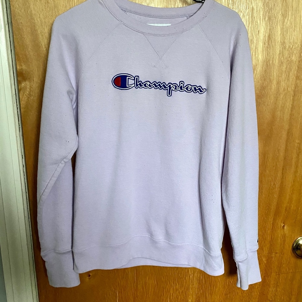 Light purple Champion crew neck sweater